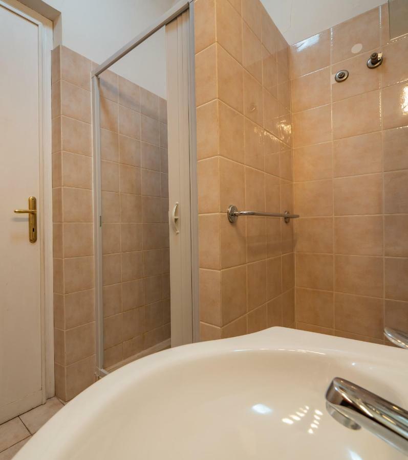 Principe Amedeo Bed & Breakfast โรม ภายนอก รูปภาพ
